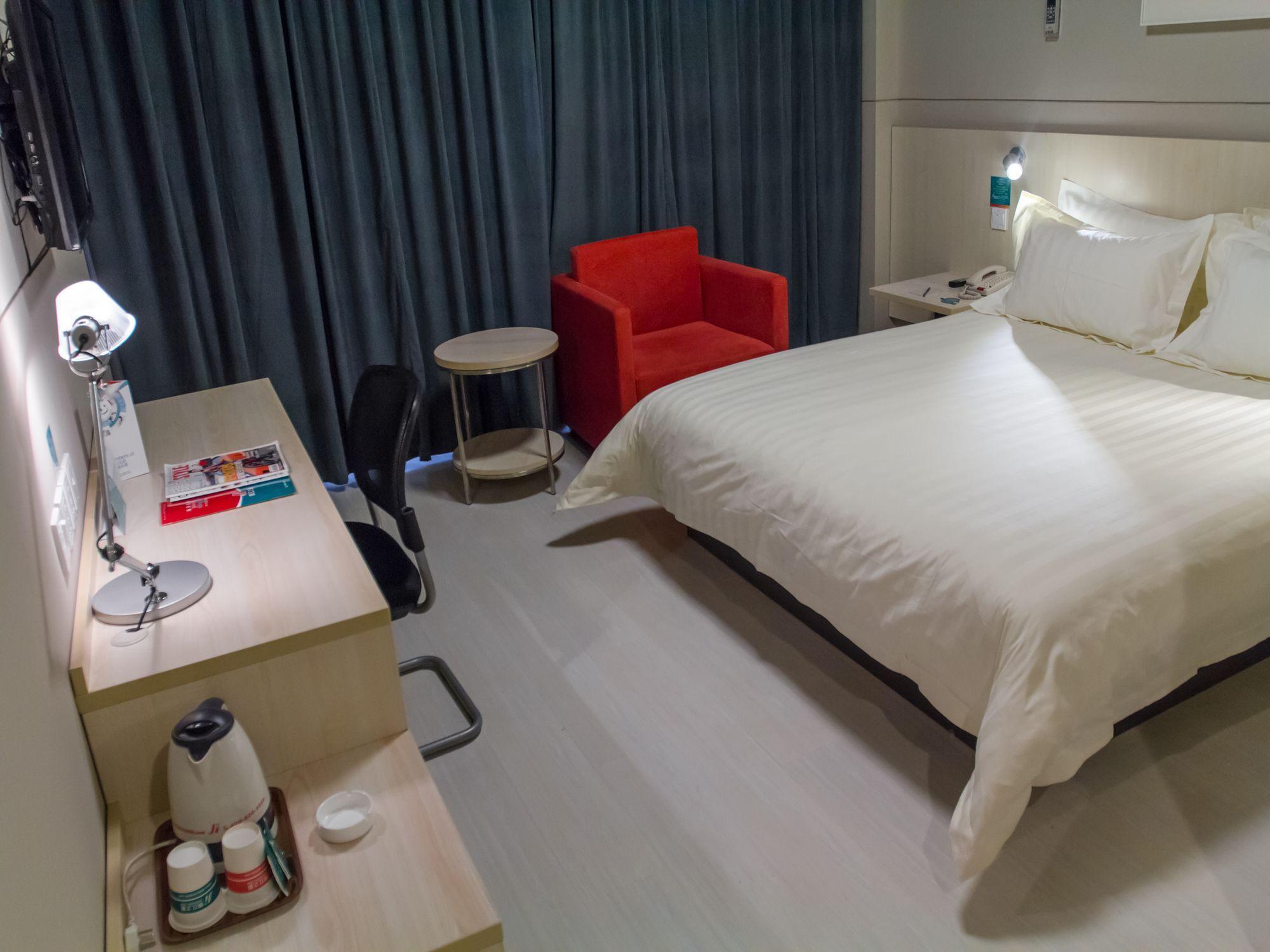 Jinjiang Inn Shanghai Chedun Studios Songjiang Екстер'єр фото