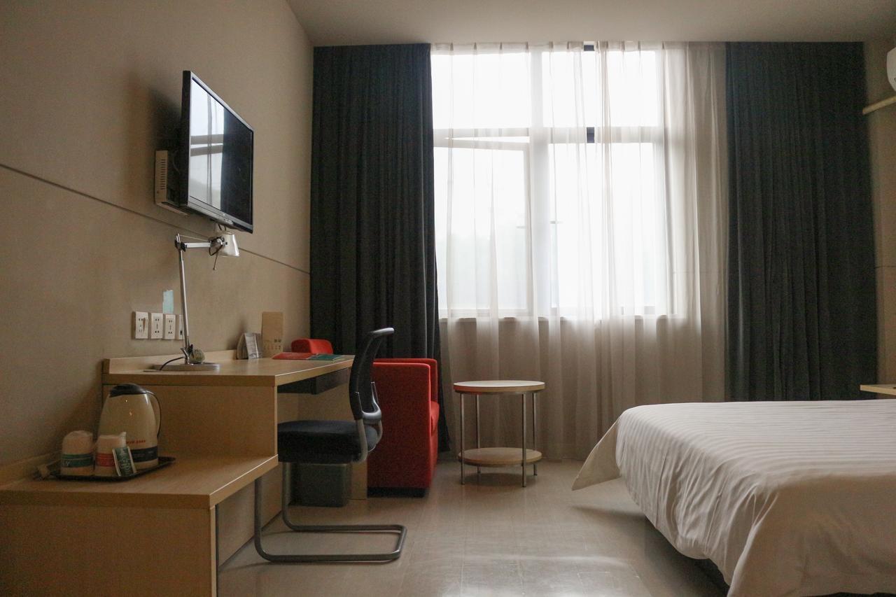 Jinjiang Inn Shanghai Chedun Studios Songjiang Екстер'єр фото